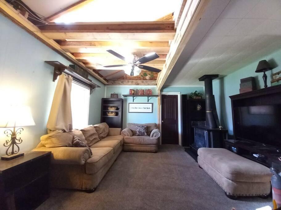 The Goulding Cottage And Farm - 4 Beds, 3 Baths Henrieville Esterno foto